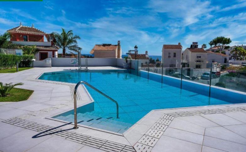 Royal Palm 22 Luxurious 3 Bedroom Penthouse Nerja Exteriör bild