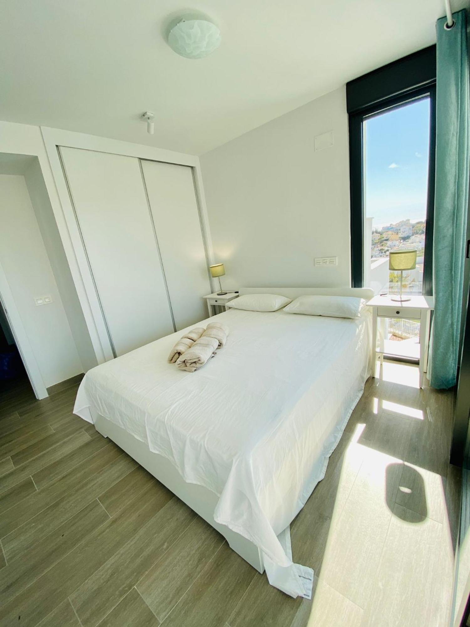 Royal Palm 22 Luxurious 3 Bedroom Penthouse Nerja Exteriör bild
