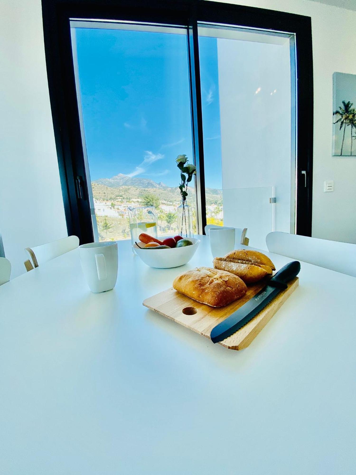 Royal Palm 22 Luxurious 3 Bedroom Penthouse Nerja Exteriör bild