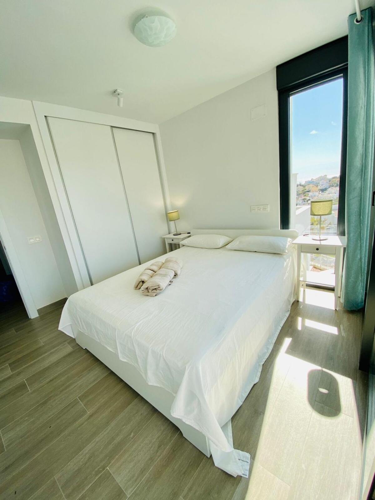Royal Palm 22 Luxurious 3 Bedroom Penthouse Nerja Exteriör bild