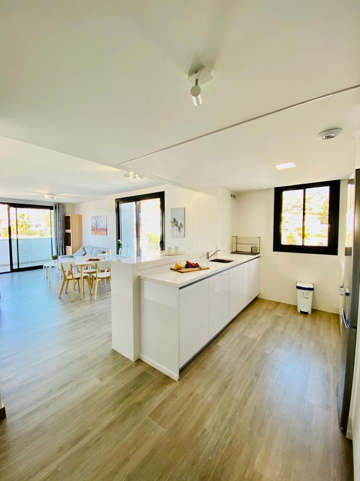 Royal Palm 22 Luxurious 3 Bedroom Penthouse Nerja Exteriör bild